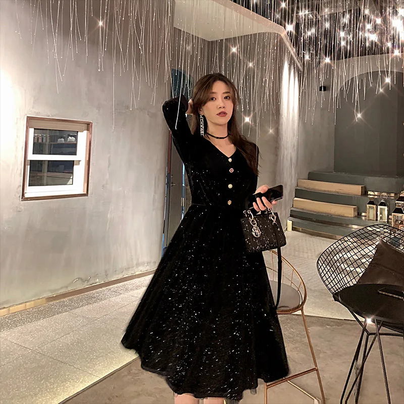 

Autumn Sexy V-Neck Temperament Dot French Retro Hepburn Style Little Black Dress Women Velvet Long Sleeve Dress for Women Gothic