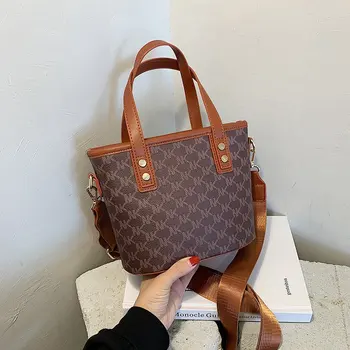 

Letter Printed Pattern Bucket Bag for Women 2020 Fashion Single Shoulder Messenger Bags Ladies Casual Shopping Totes Louis Brand