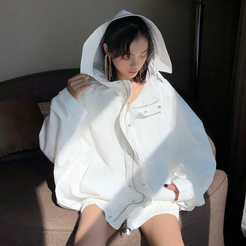 

2021 Over Size Trench Women Coat New Casual Hooded Jackets Women Spring Autumn Oversize Short Windbreaker Coats Zipper Outerwear
