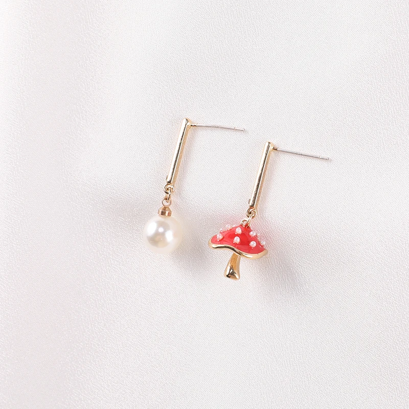 

Makersland Cute Earring For Women Irregular Red Mushroom Shape Cartoon Pearl Drop Earrings 2020 New Design Trendy Ear Jewelry