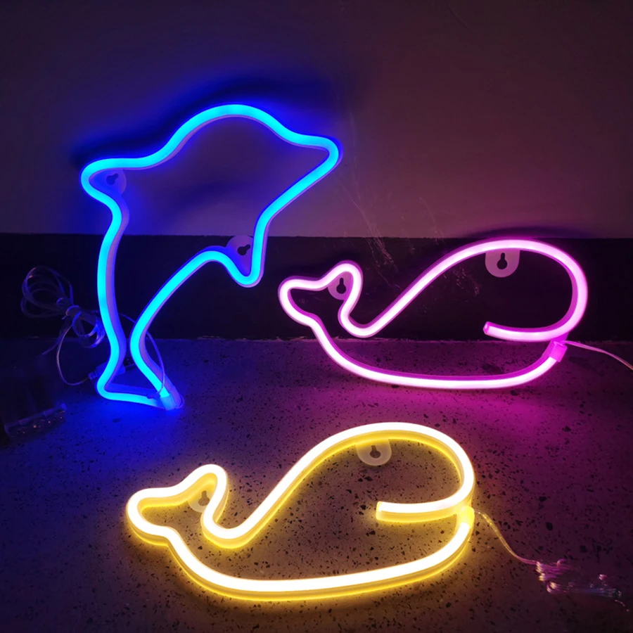 Forever Light Neon LED Kiss – Decorazione Luminosa A Parete – Labbra Rosse – Alimentazione USB O 3 Batterie AA