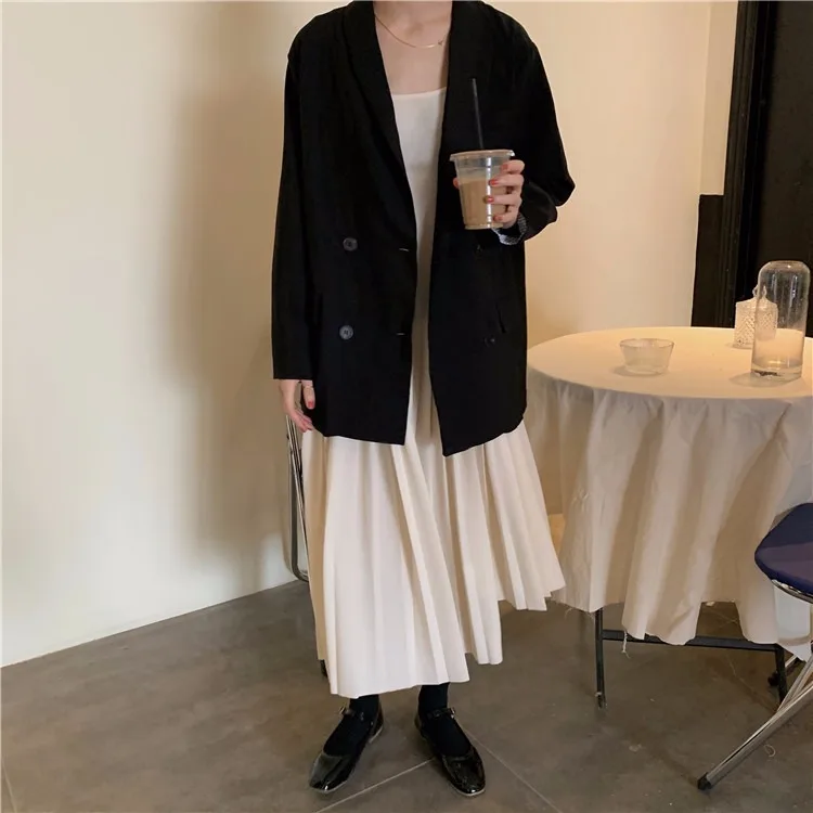 

Photo Shoot South Korea CHIC Loose-Fit Versatile Slimming Roll Sleeve Black And White with Pattern Suit Jacket