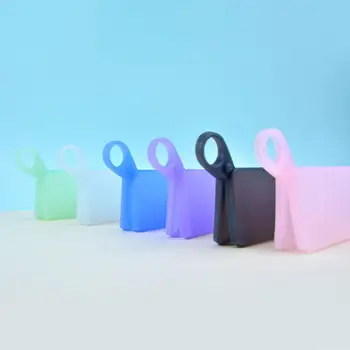 

Mask dust-proof and pollution-proof storage box Temporary clip Portable mask storage bag Foldable mask storage clip