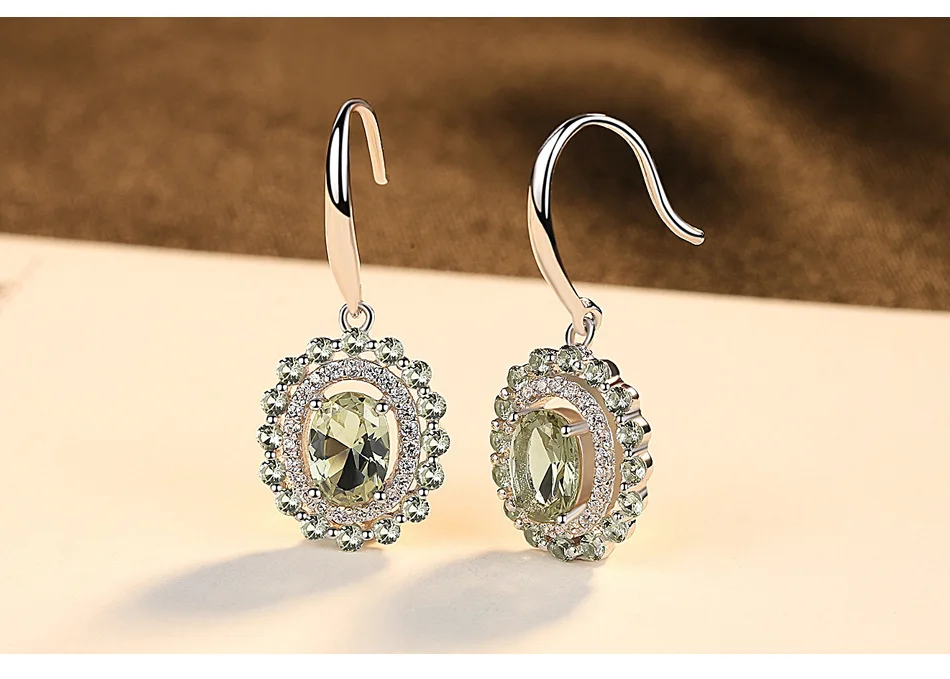 8879207402_1644834497