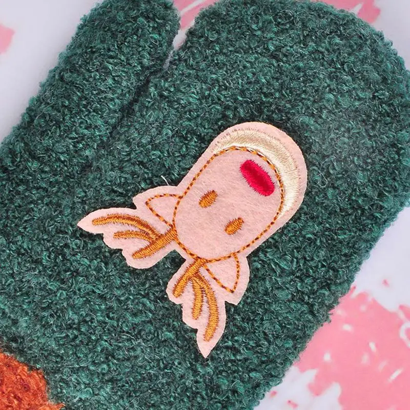 Kids Winter Knitted Wool Mittens Christmas Tree Plush Full Rope Finger Gloves Warm Toddler Hanging Neck Gloves