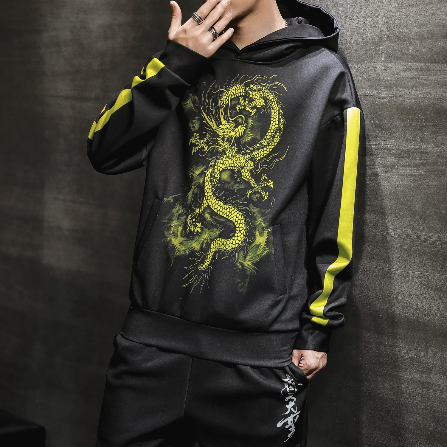 Япония улица Дракон печати толстовки хип хоп стиль Swag Tyga оверсайз черный белый хлопок одежда