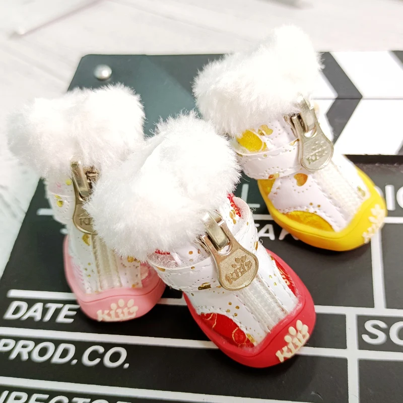 Śniegowce buty dla zwierząt psy nowy 4 sztuk/partia śnieg antypoślizgowe małe zwierzęta kot Puppy buty Foot Wear akcesoria dostaw