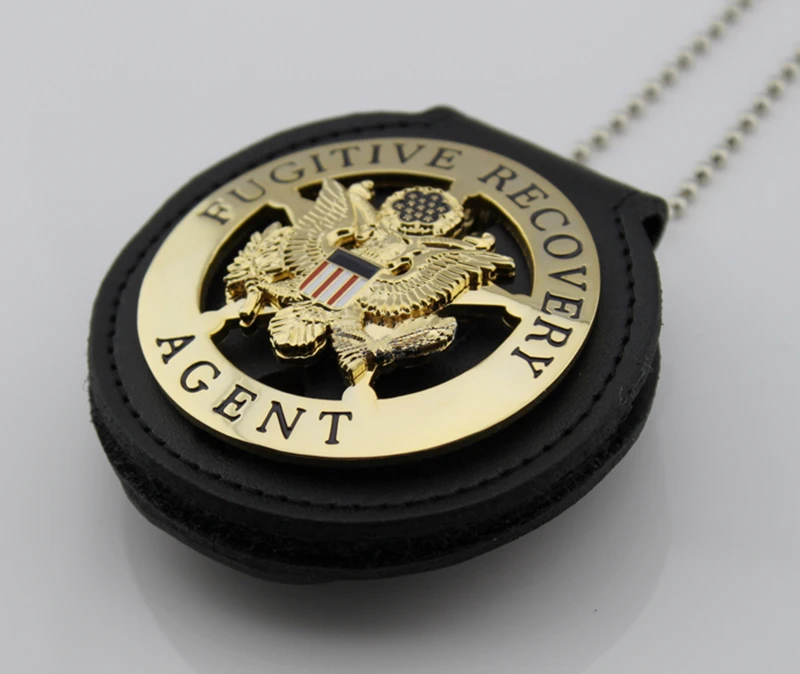 Реплика Фильма Prop Pin Badge-скрытый значок агента восстановления - Цвет: Holder and Chain