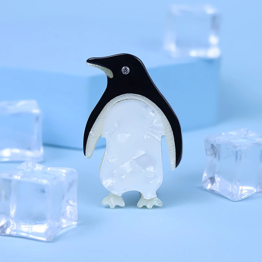 

Penguin Arcylic Handmade Brooch Safety Kids Pins Cute Kawaii Animal Fashion Small Brooch Jewelry Christmas Gift Wholesale