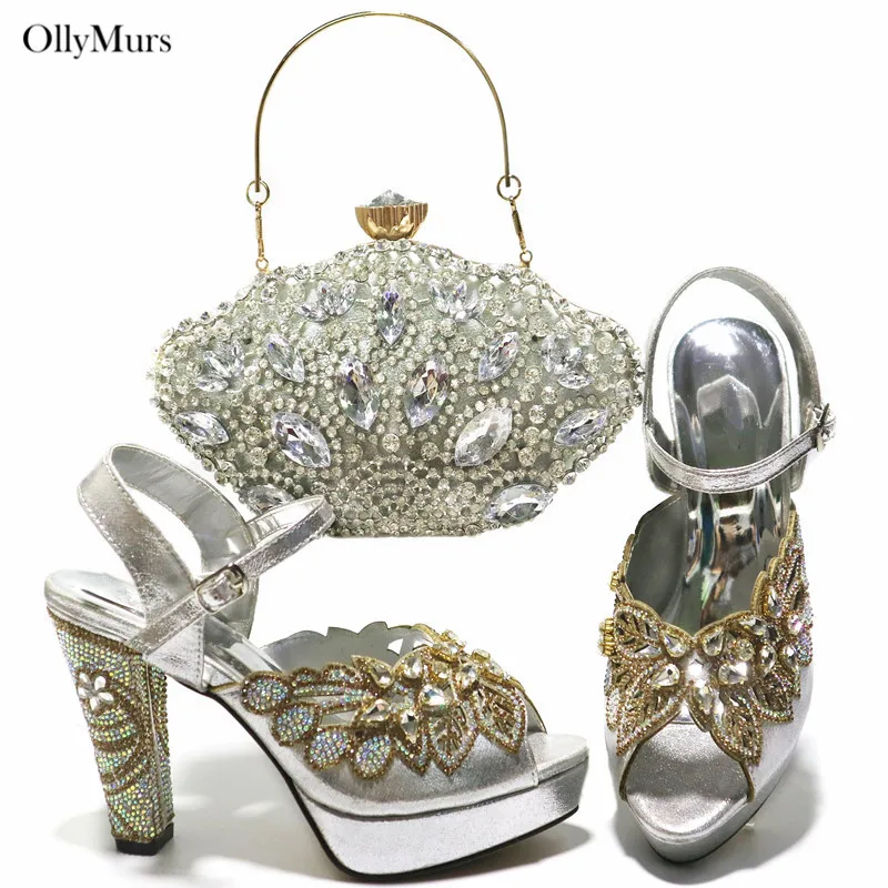 GL1031  颜色：银色 价格：205 码数38-43 跟高10厘米