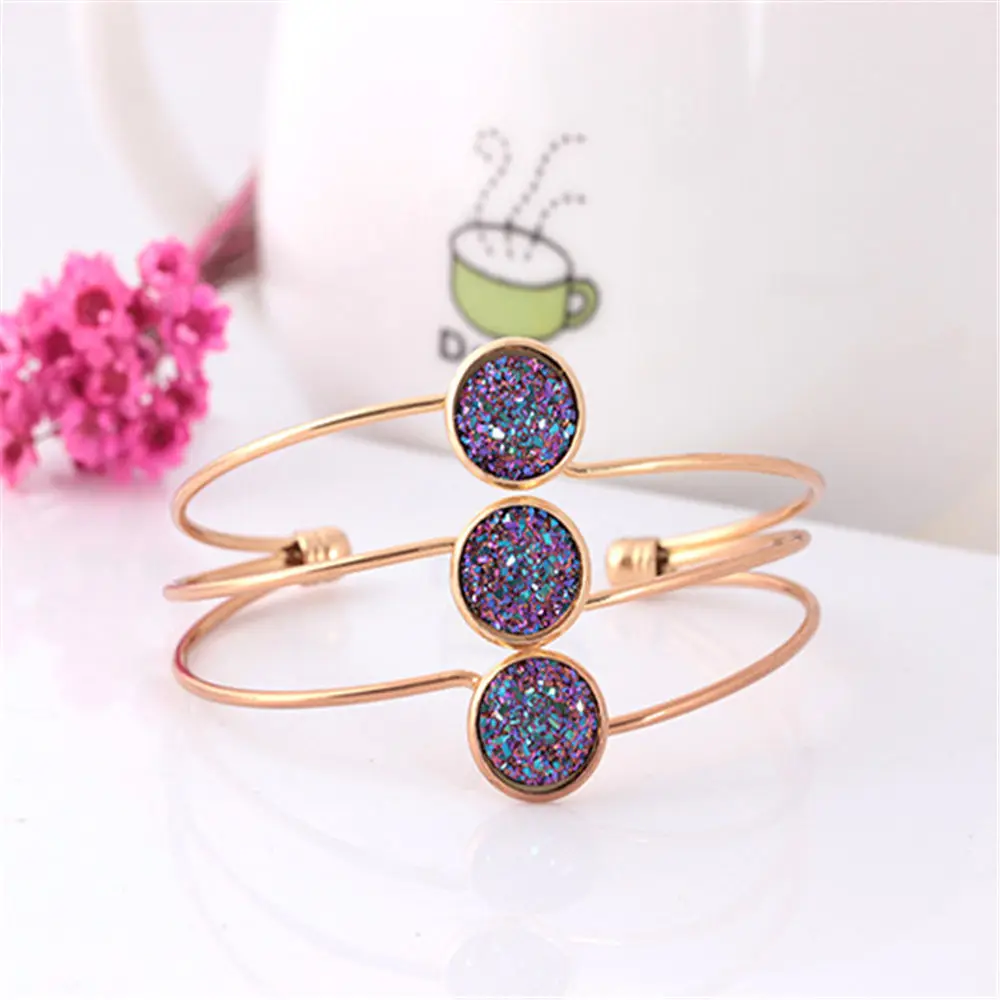 Neue Mode 3 Streifen Multilayer Opal Metall Manschette Armbänder Armband für Frauen Shiny Pailletten Armband Öffnung Armreifen Reif Neue Mode 3 Streifen Multilayer Opal Metall Manschette Armbänder Armband für Frauen Shiny Pailletten Armband Öffnung Armreifen Reif