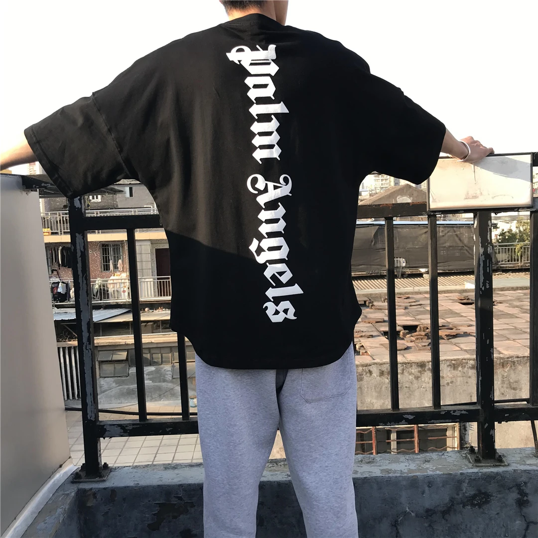 Palm Angels Vertikal Bergaris Huruf 