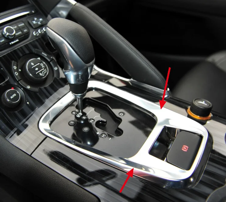 Comment changer le bouton de frein à main sur Peugeot 3008 ?