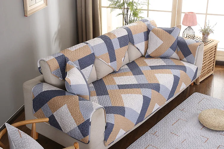 10740287264_1804745545