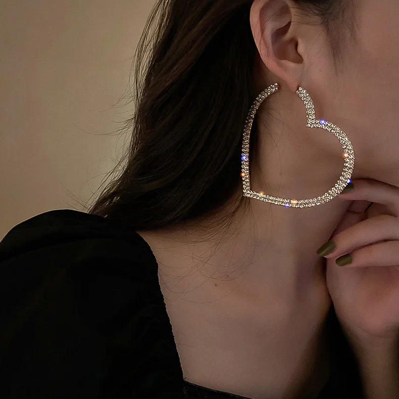 

Exaggerated Full Crystal Heart Drop Earrings Korean Fashion Large Statement Drop Earrings Geometric Dangle Earring