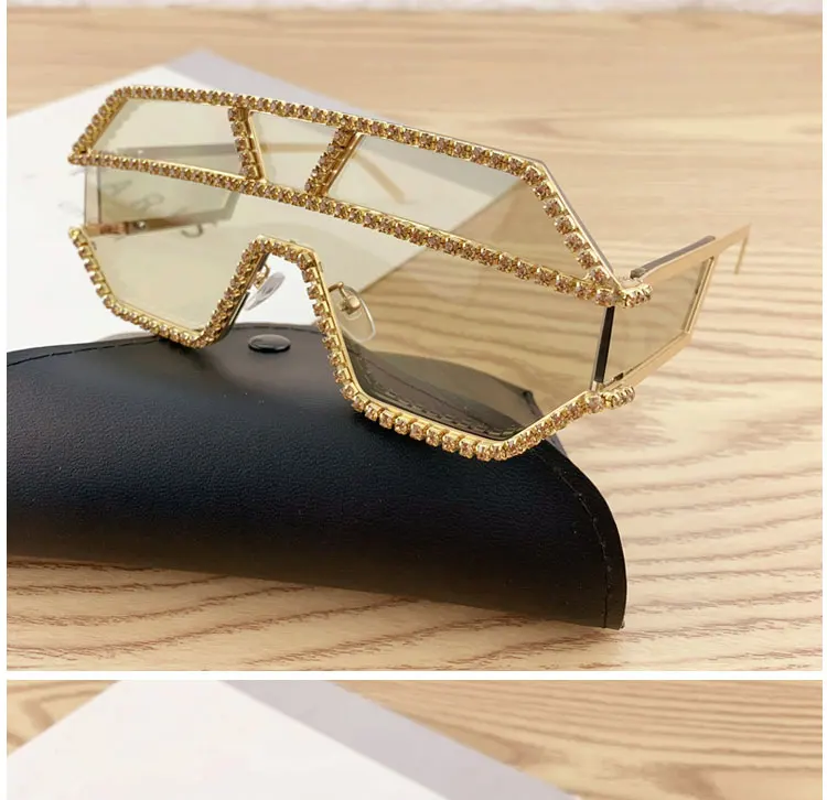 Oversize Square Sunglasses Women Fashion Luxury Rhinestone Sunglasses Big Shades Transparent Pink Yellow Sun Glasses Female NX