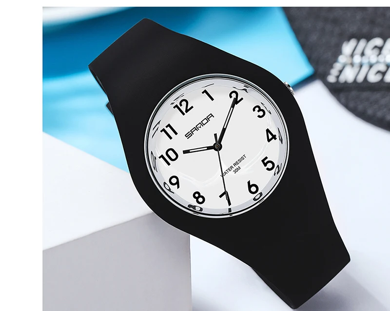 2021 New Sports Electronic 30M Waterproof Multifunction Personality Student Hand Plate Watches Quartz Movement Calendar 6056