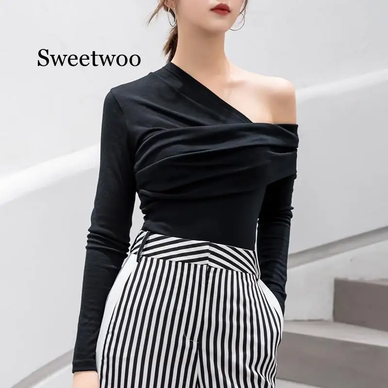 

Женская Асимметричная футболка с открытыми плечами, черная облегающая футболка с длинным рукавом, осень 2020