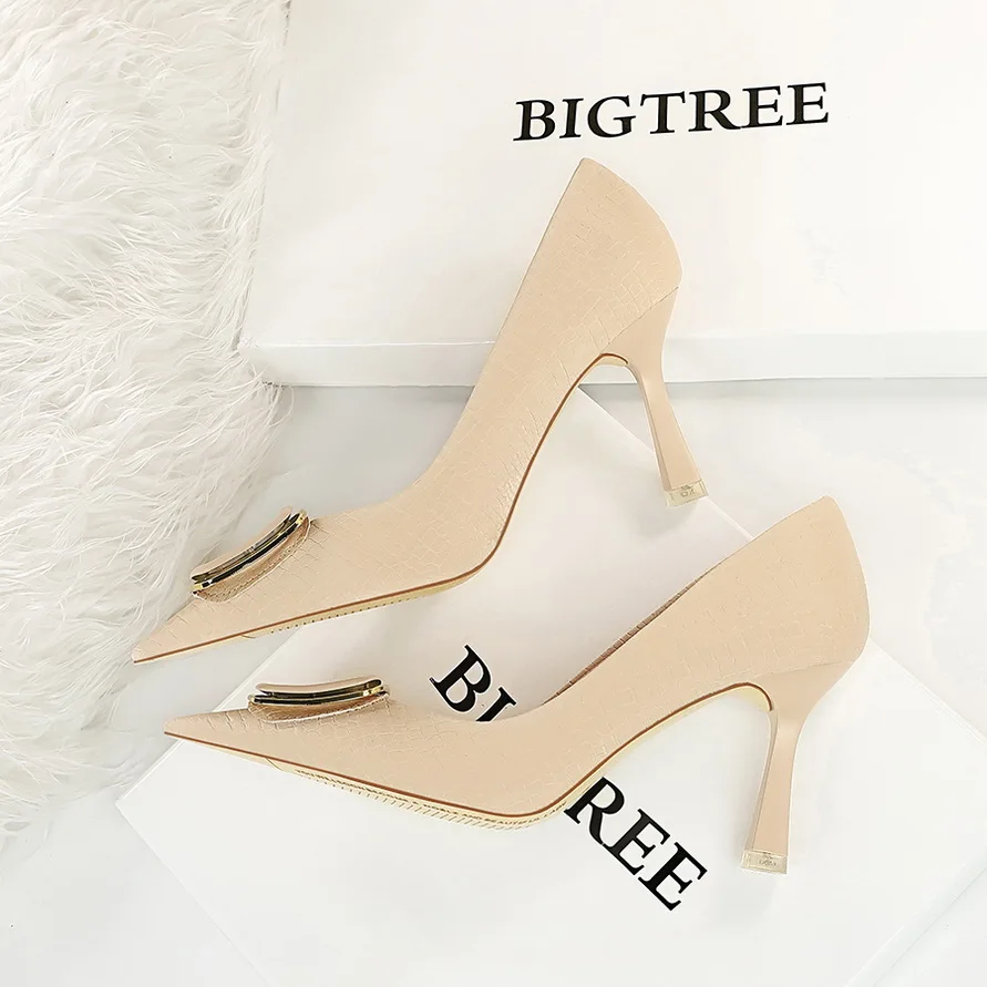 

BIGTREE Shoes Designer New Women Pumps Square Buckle Stone Pattern Kitten Heels Shoes Sexy High Heels Ladies Shoes Large Size 43