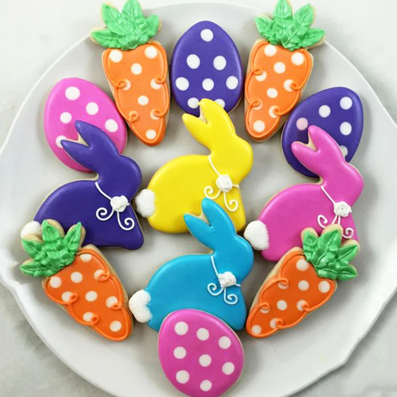 Set 9 Stampini Per Biscotti Pasquali: Coniglietti, Carote, Uova E Pulcini In Acciaio Inox