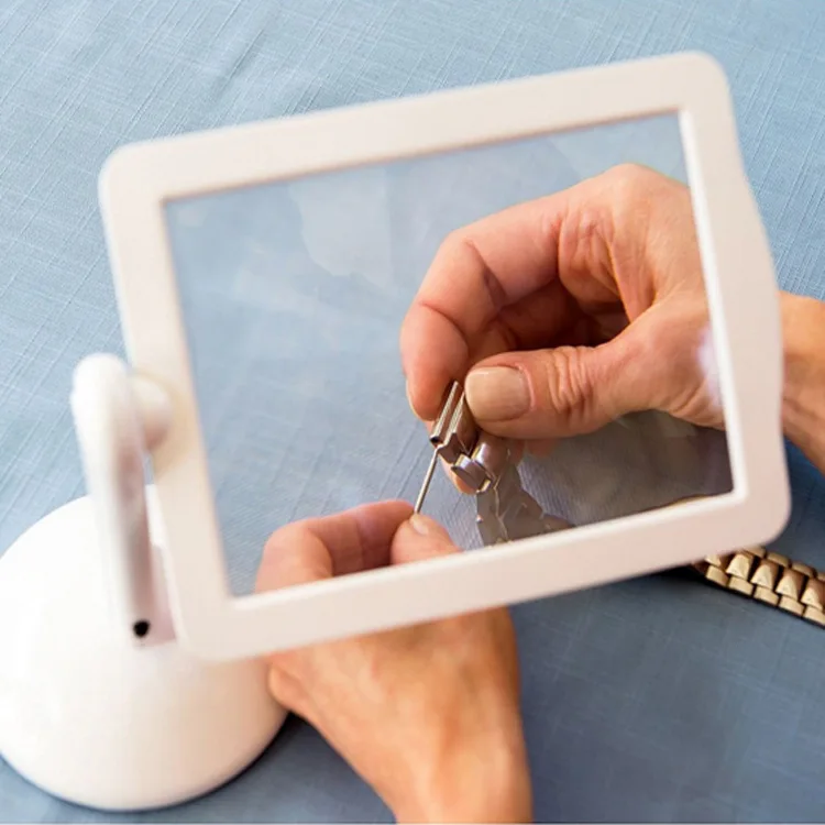 

Desktop Magnifying Glass With Led Light Illuminated Magnifier Screen 360 Degree Rotation Third Hand Older Read Newspaper Books
