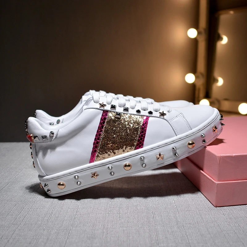 

European Station Star with the same genuine leather rivet small white shoes thick sole muffin casual shoes women V home color mo