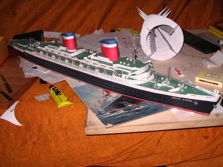 1:400 Scale SS United States Luxury Passenger Liner Handcraft Paper Model Kit Handmade Toy Puzzles