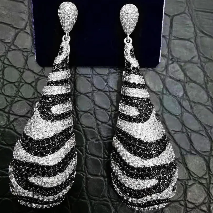 

GODKI Trendy Leopard Horse Earrings For Women Bohemian Earrings Geometric Drop Earring 2020 Brincos Female DIY Fashion Jewelry