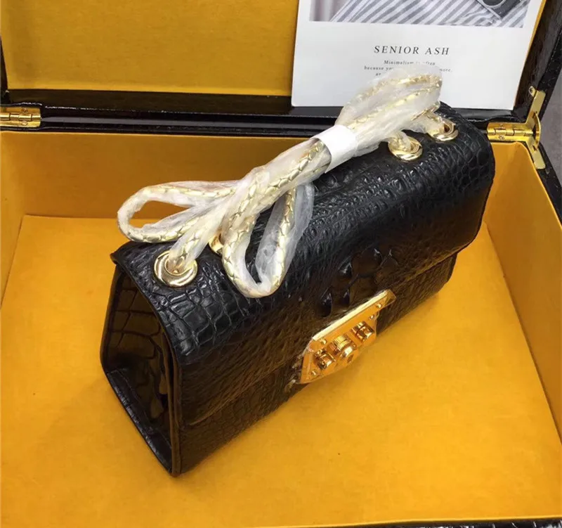Petit sac exotique en crocodile | Sac à rabat en véritable alligator | Épaule chaîne