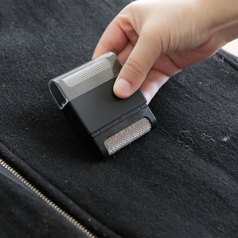 

Portable Ball Trimmer Mini Fuzz Pellet Cut Machine Sweater Clothes Shaver Clothes Cleaning ToolShaver Brush