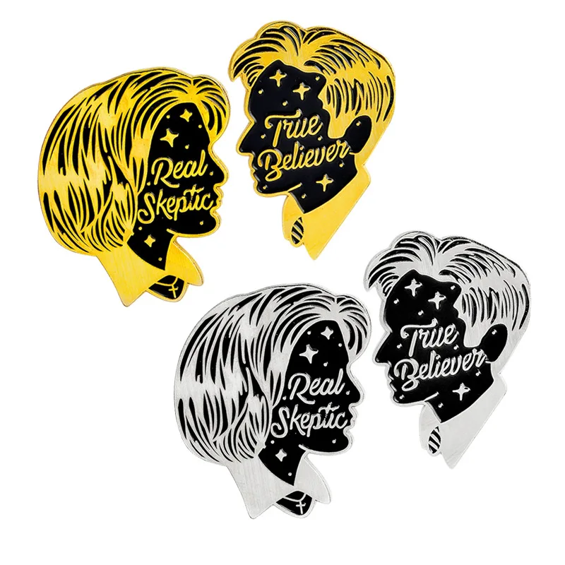 

Personality hot sale gold black and white men and women avatar metal badge brooch cartoon pop shirt backpack jewelry brooch gift