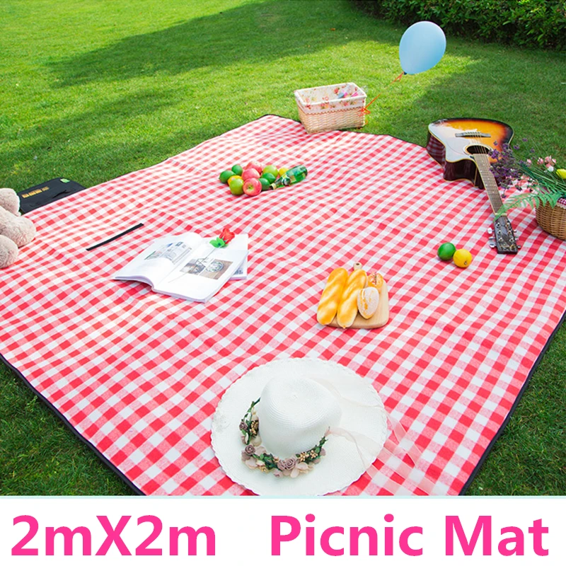 

Breathable soft blanket Picnic blanket extra large Thickened mat Family outdoor mat Mother and baby tablecloth red plaid fold
