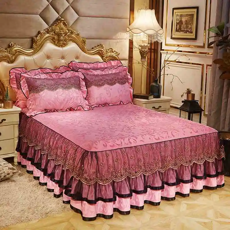 Light pink Зимние толстые бархатные постельные принадлежности кровать юбка наволочка 1/комплект из 3 предметов, кружевной постельные принадлежности наматрасник теплое покрывало кровать простыня домашний текстиль - Цвет: Light pink