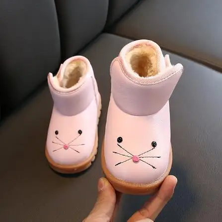 Ботинки для девочек; хлопковая обувь для маленьких мальчиков; зимние детские плюшевые бархатные короткие ботинки; Теплая обувь для малышей; модные зимние ботинки с рисунком котенка