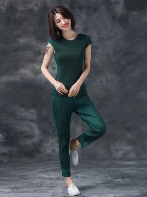 dark green Горячая Miyake Мода Складные без рукавов сексуальный о-вырез плиссированные футболки - Цвет: dark green
