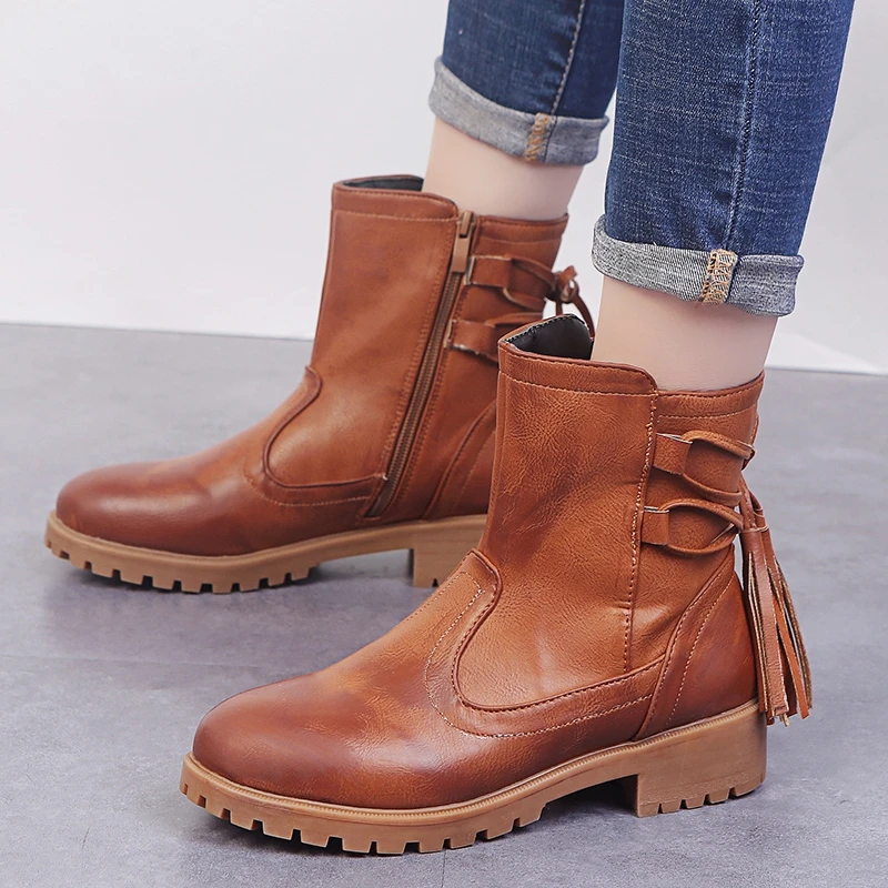 

LOOZYKIT Buckle Winter Motorcycle Boots Women British Style Ankle Boots Gothic Punk Low Heel ankle Boot Women Shoe Plus Size 43