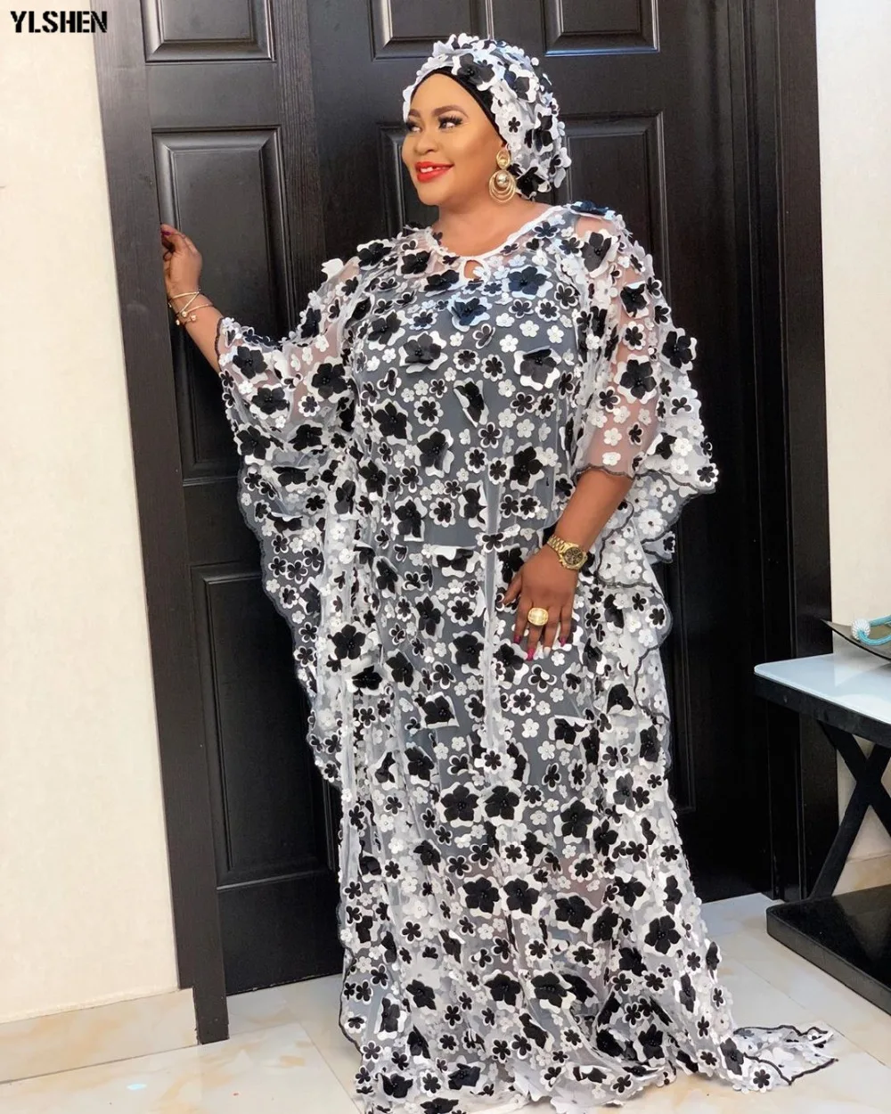 Super Size New African Women's Dashiki Fashion Loose Embroidery Long Dress African Dress For Women African Clothes 01