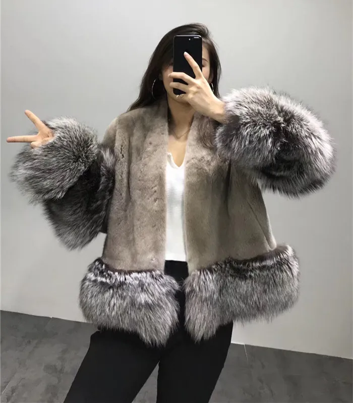 mink with silver fox women real mink fur coat patchwork real red fox fur cuffs and lap winter warm short fur coat jacket - Цвет: mink with silver fox