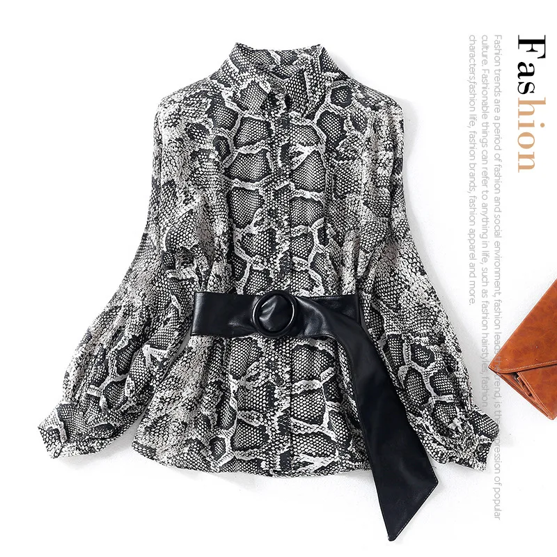 

New lapel snakeskin grain printing lantern sleeve is belted waist coat show thin long silk shirt