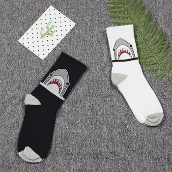 

New Fashionable Black and white Happy Socks for Men Mid-tube Striped Crocodile Animal Series Cool Socks for Couples Street Wear