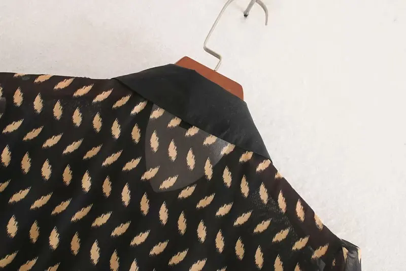 Kopen 2020 Nieuwe Vrouwen Vintage Geometrische Chiffon Shirtwaist Hem Ruches Midi Jurk Vrouwelijke Chic Puff Mouwen Leisure Jurken DS3126