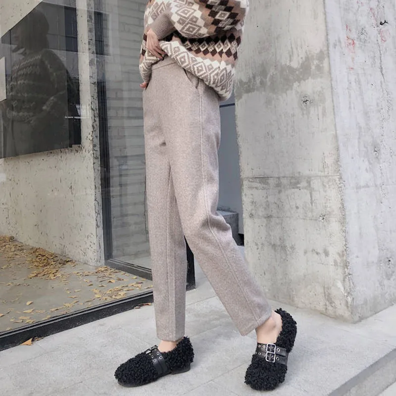 Рисунок 2 - Женские осенние брюки