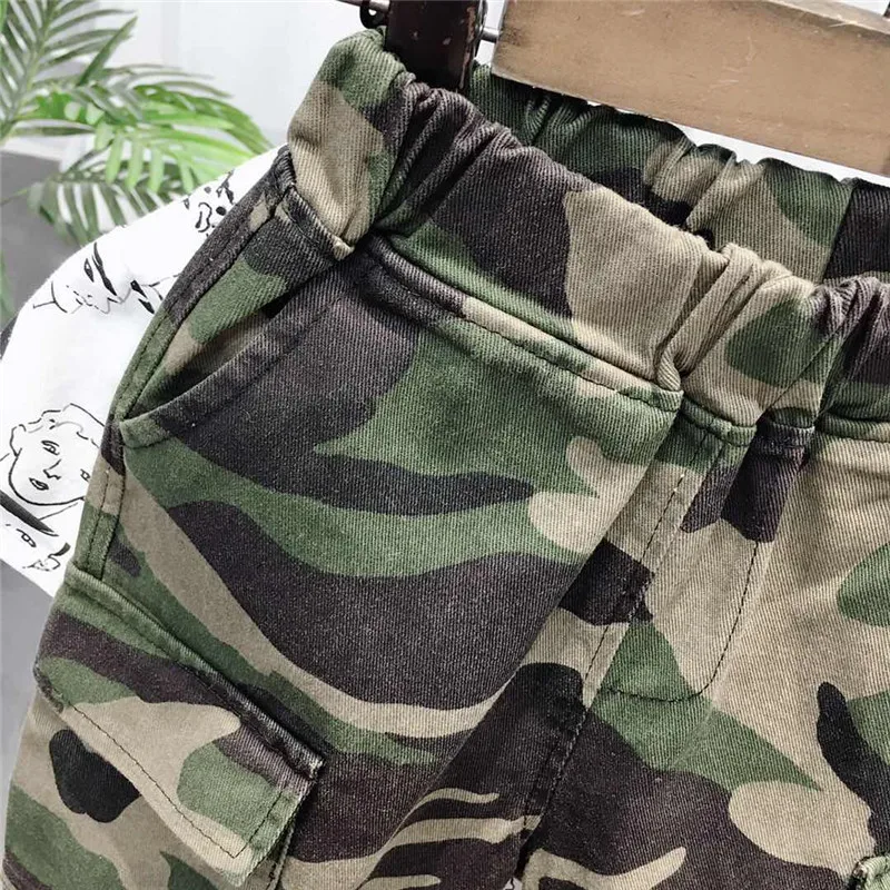 15002760807_835237241