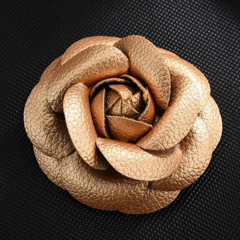 Broche Camélia DIY En Cuir - Couleurs Noir, Blanc, Or - Fait Main