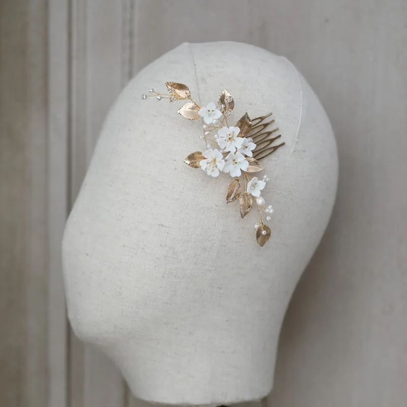 Floralbride Alloy Leaf Crystal Rhinestone Ceram Flower Bridal Hair Comb Hair PIn Stickers Wedding Hair Accessories Women Jewelry