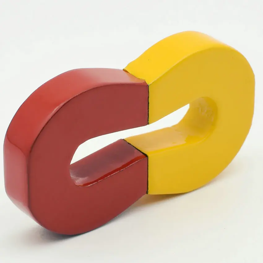 U (11)