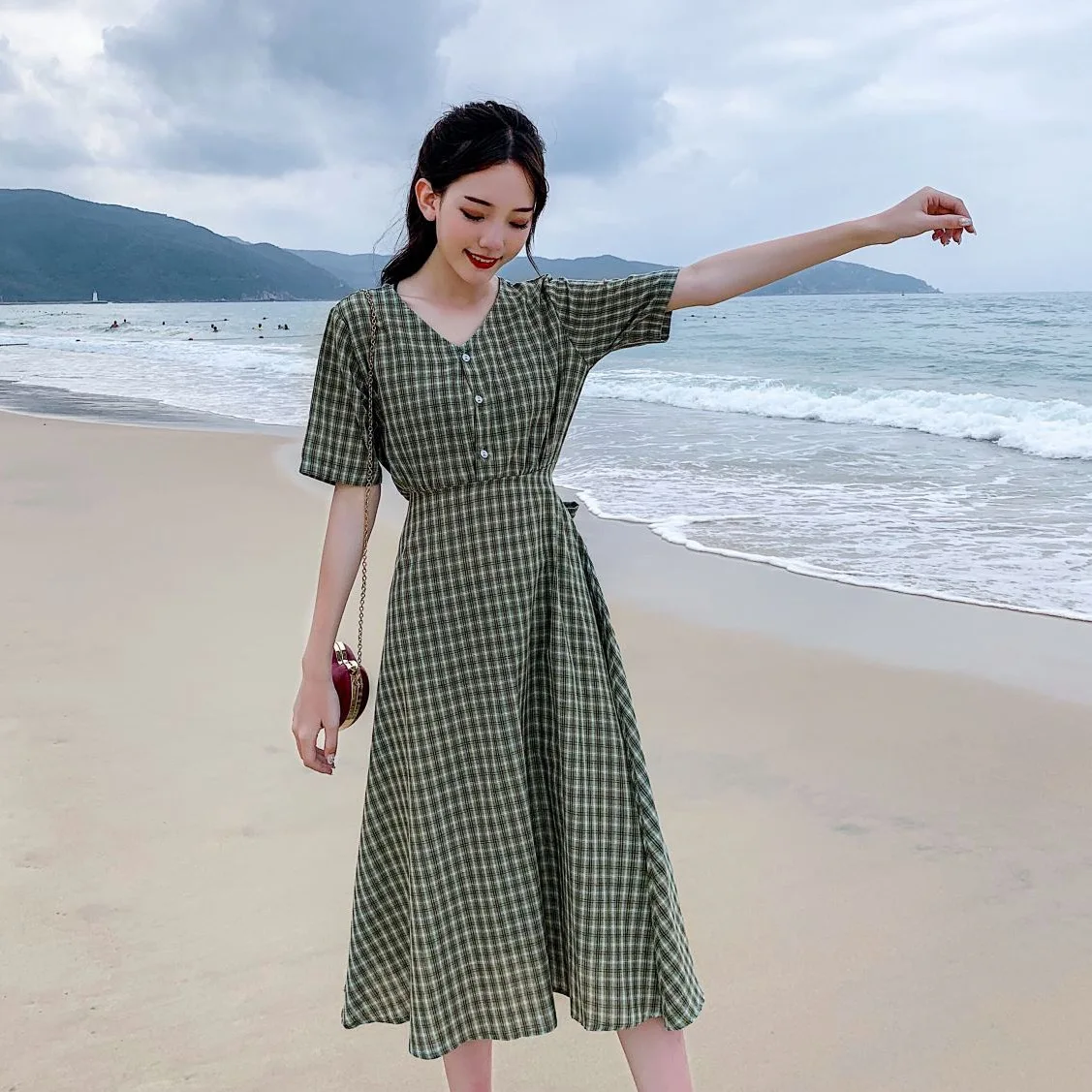 

Photo Shoot CHIC Retro Platycodon Grandiflorum Literature And Art Plaid Mid-length V-neck Single Breasted Waist Hugging Lace-up
