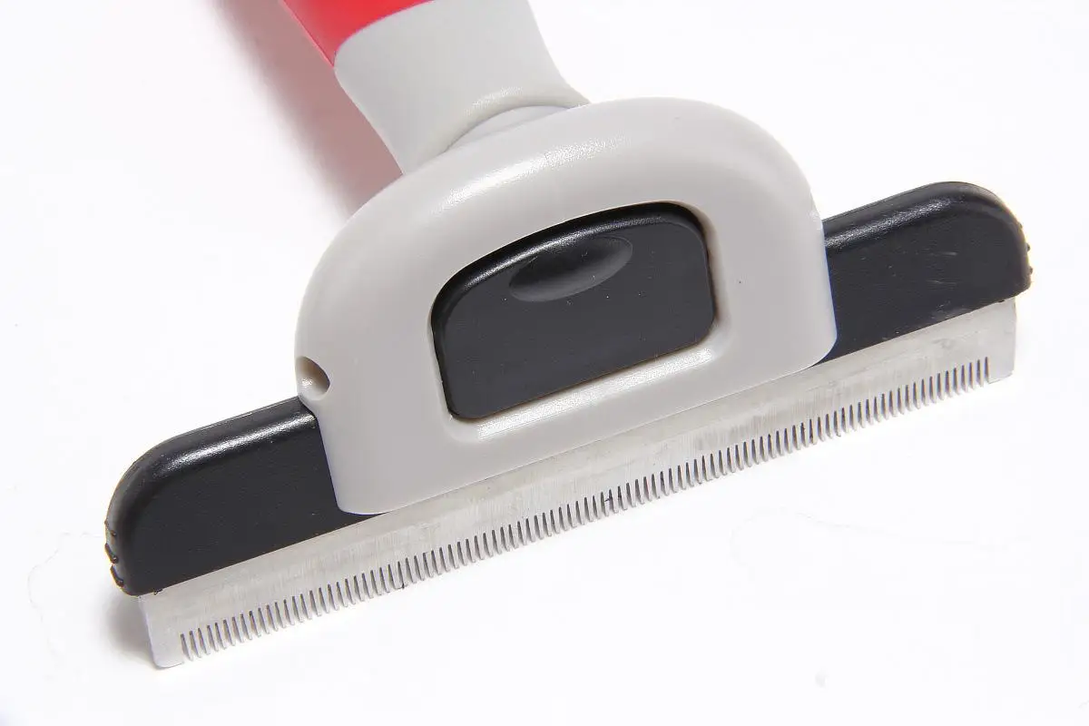 Pet hair removal comb (83). jpg