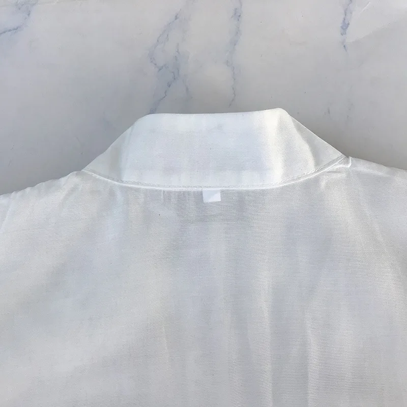New Fashion Autumn Stand Collar Long Sleeve Single Breasted Hollow Out Stitching Lace Loose Blouse Shirt Women Q149