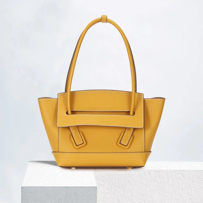 

Genuine leather Bag female new fashion bow wings bag retro portable large capacity leather shoulder bag handbag GN-SB-cbgnny